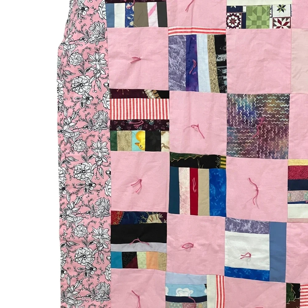 Handmade Pink Patchwork‎ Tied Quilt Floral Border Scrappy Design 54x70